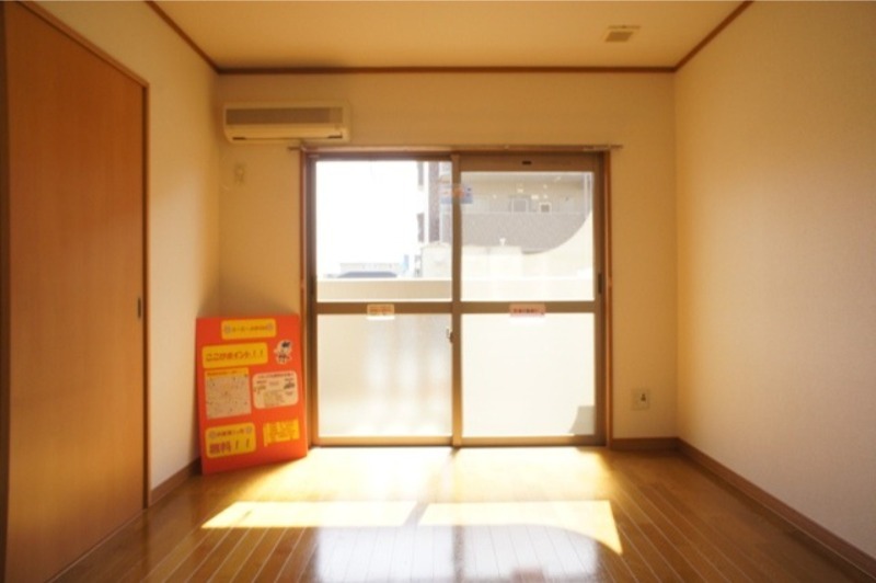 居室・リビング　図面と現状に相違がある場合には現状を優先