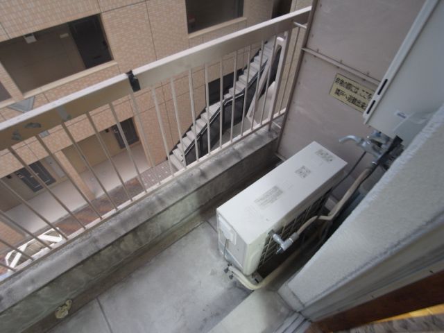 その他設備　室外洗濯機置き場