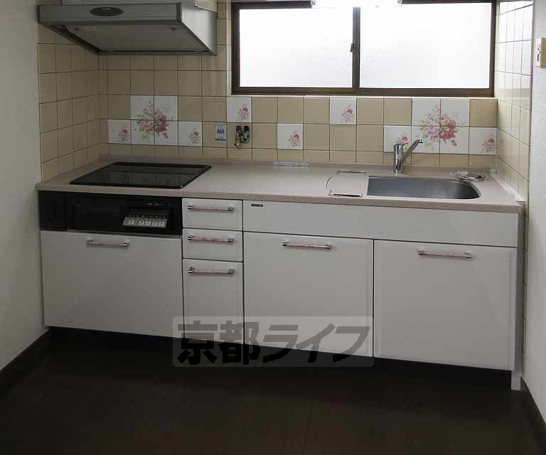 キッチン　大きなキッチンで使いやすいです！