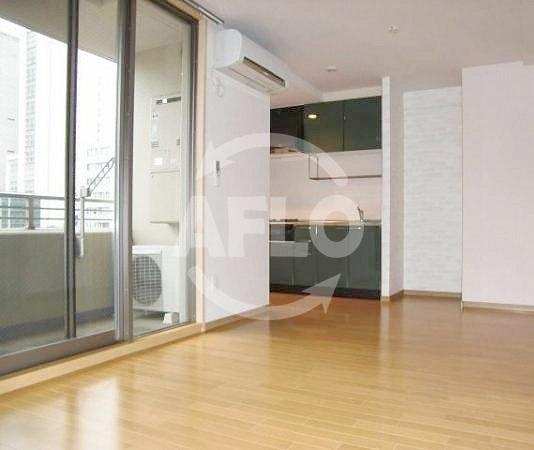 居室・リビング　シェーンブルン　リビング