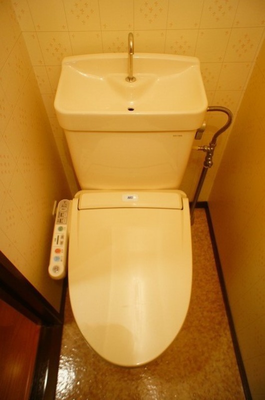 トイレ　図面と現状に相違がある場合には現状を優先