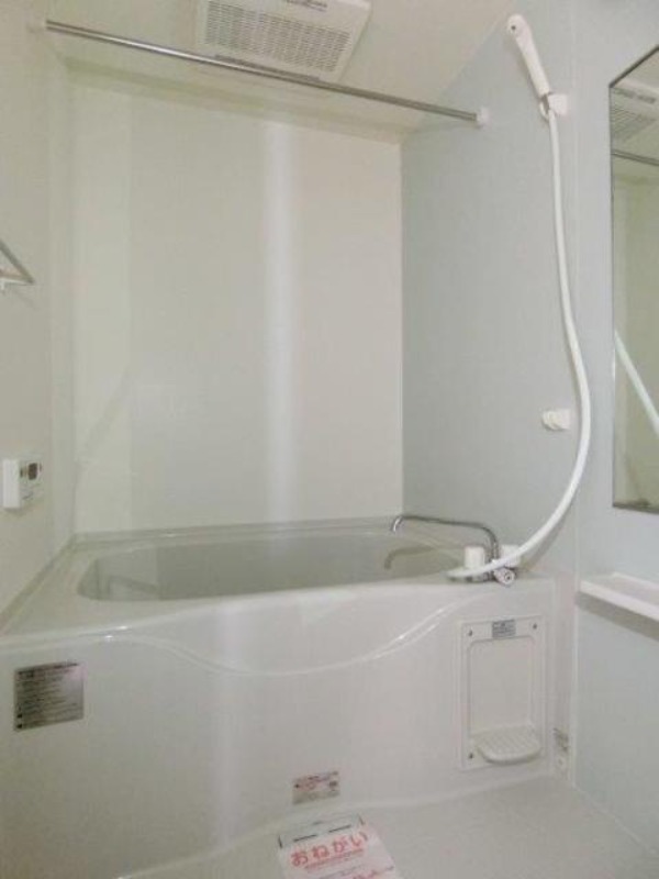 バス・シャワールーム　図面と現状が相違がある場合には現状を優先