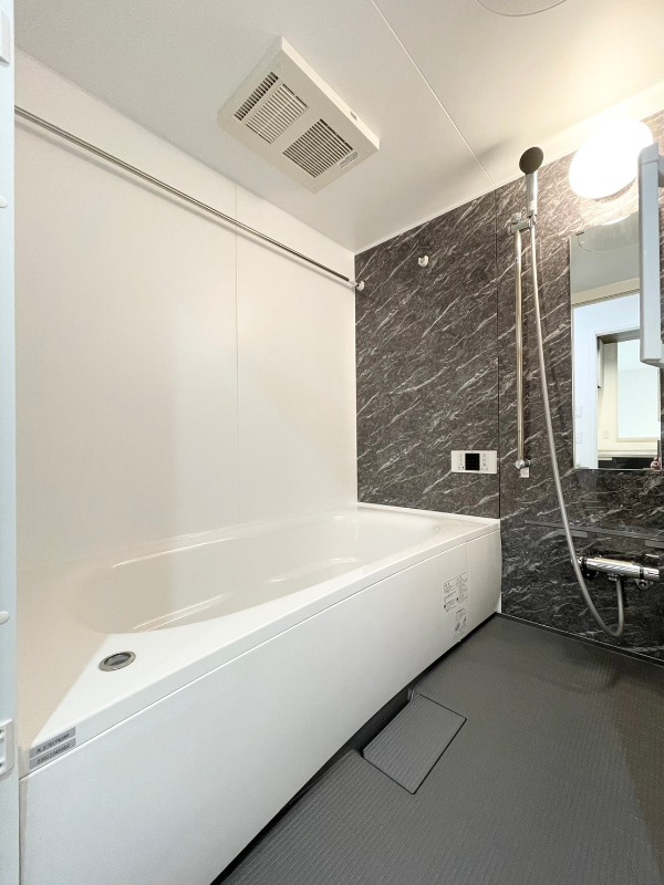 バス・シャワールーム　図面と現状に相違がある場合には現状を優先