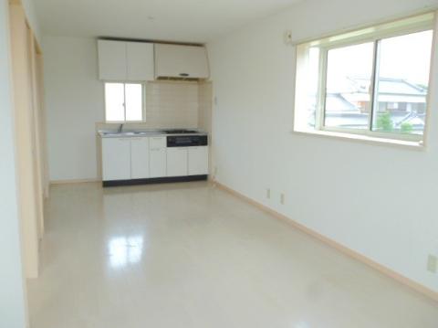 居室・リビング　室内