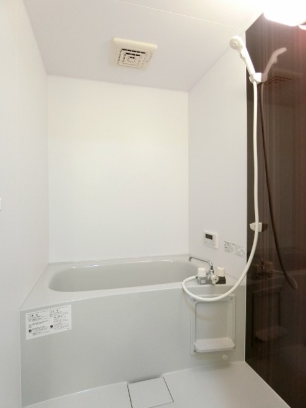 バス・シャワールーム　図面と現状に相違がある場合には現状を優先