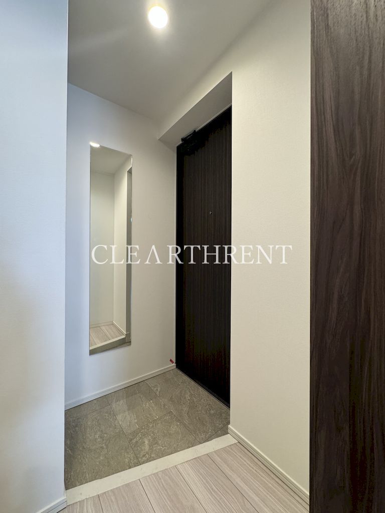 玄関　【プロジェクター付き照明あり】弊社が直接の管理会社