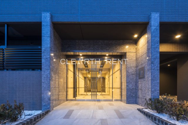 エントランス　安心のオートロックセキュリティ