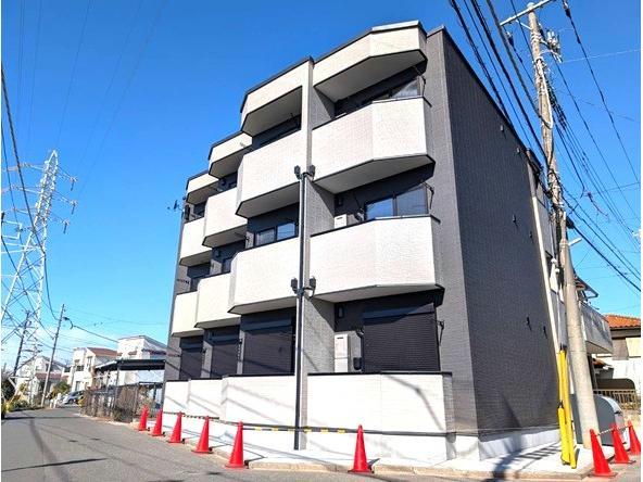 建物外観　建築中