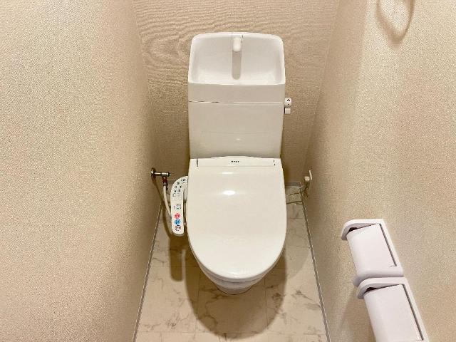 トイレ　トイレ