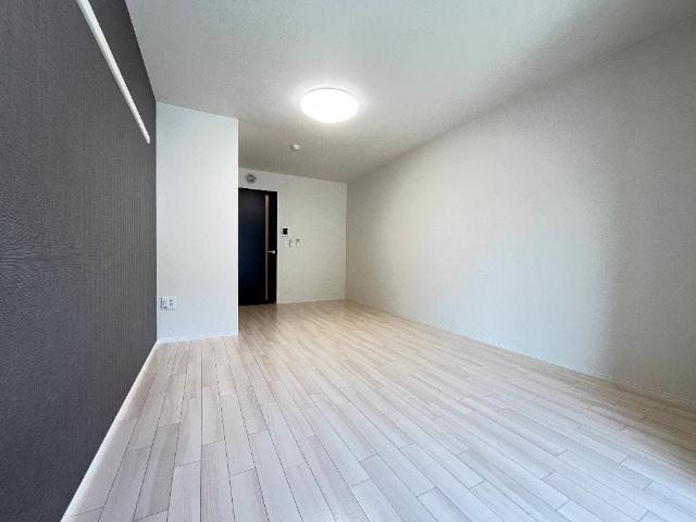 居室・リビング　室内