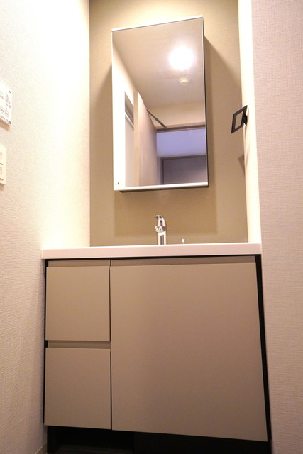 洗面設備　※写真は同タイプ住戸です。