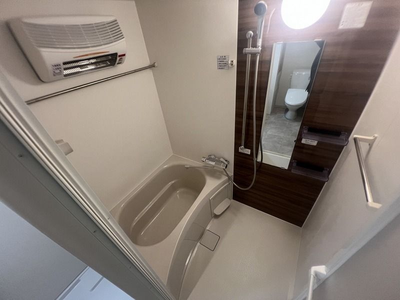 バス・シャワールーム　☆ゆったりくつろげるお風呂☆