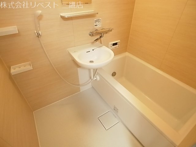 バス・シャワールーム　追い焚き機能付