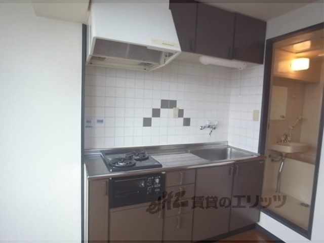 キッチン　広めのキッチンです