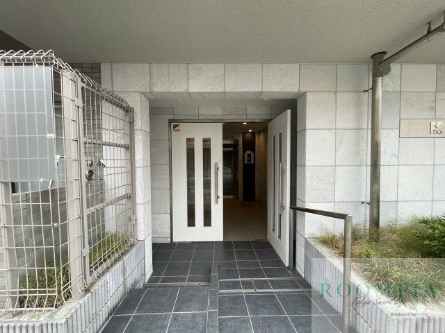 エントランス　エントランス