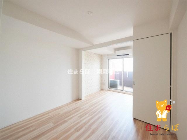 居室・リビング　「“合う暮らし”を、LINEで一緒に描こう。」