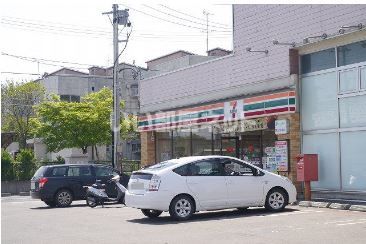 コンビニ　セブンイレブン林泉寺店（コンビニ）まで233m