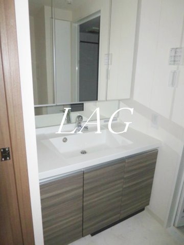 洗面設備　洗面台です。