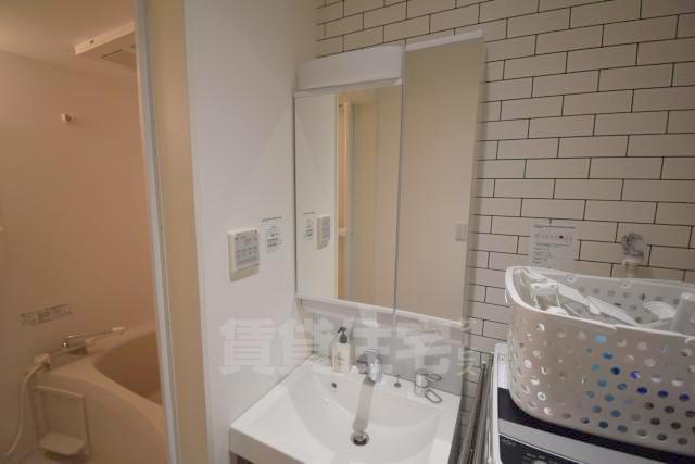 洗面設備　独立洗面台