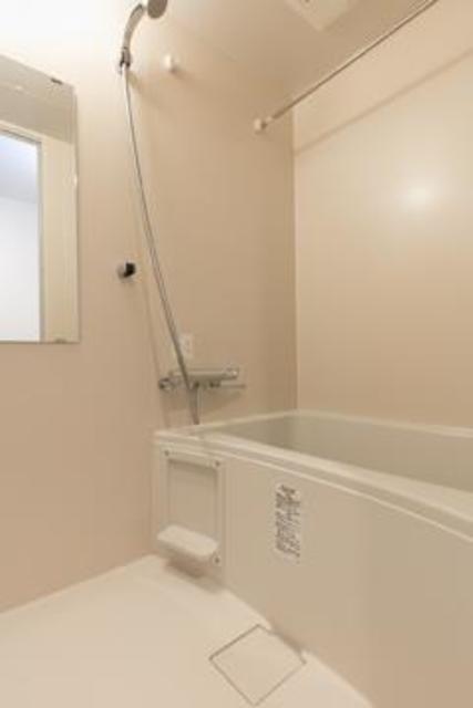 バス・シャワールーム　※写真は同タイプ住戸です。