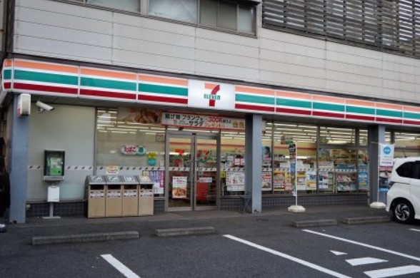 コンビニ　セブンイレブン 川崎馬絹西店（コンビニ）まで411m