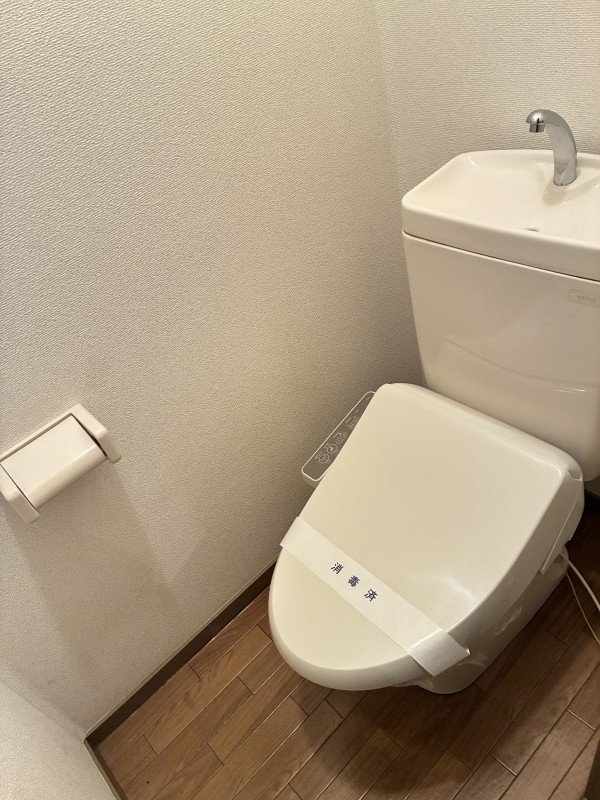 トイレ　トイレもきれいです