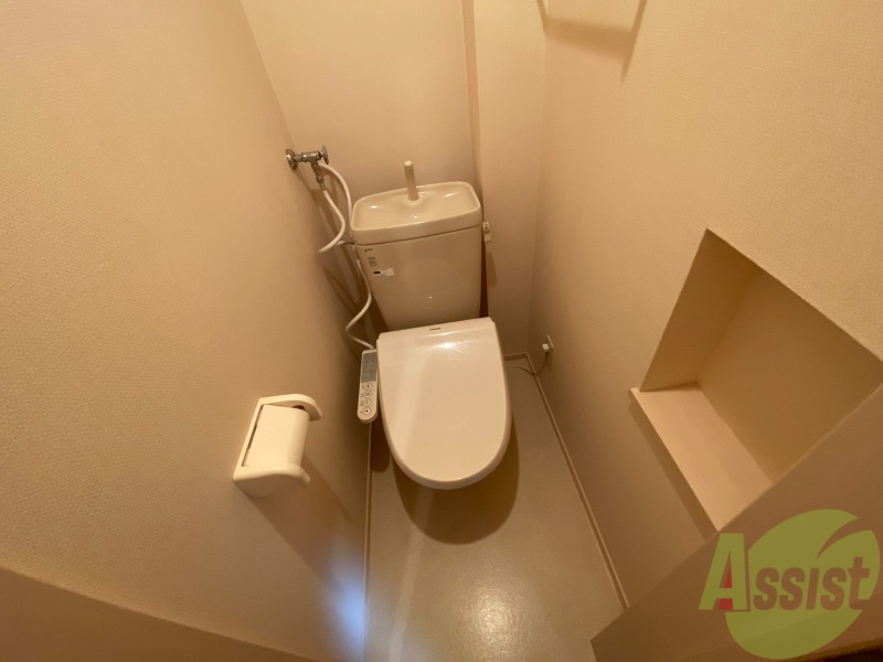 トイレ　こちらはトイレです。清潔感があり、安心して使用できます。