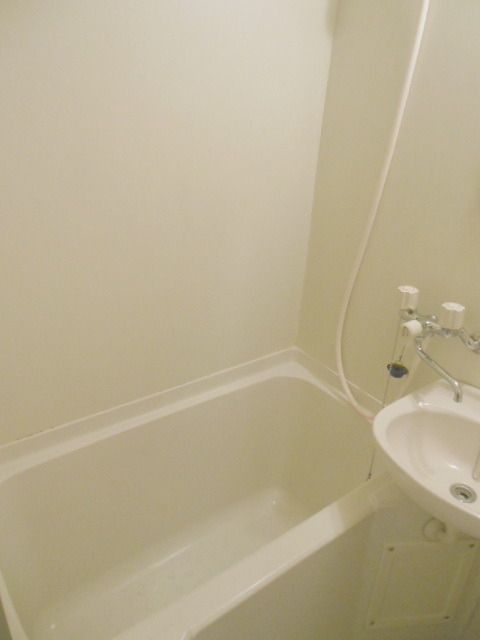 バス・シャワールーム　お掃除楽々♪３日もすれば慣れますよ！