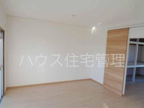 居室・リビング　リビング