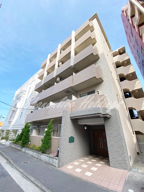 建物外観　人気の横須賀中央エリア♪重厚なRCマンション