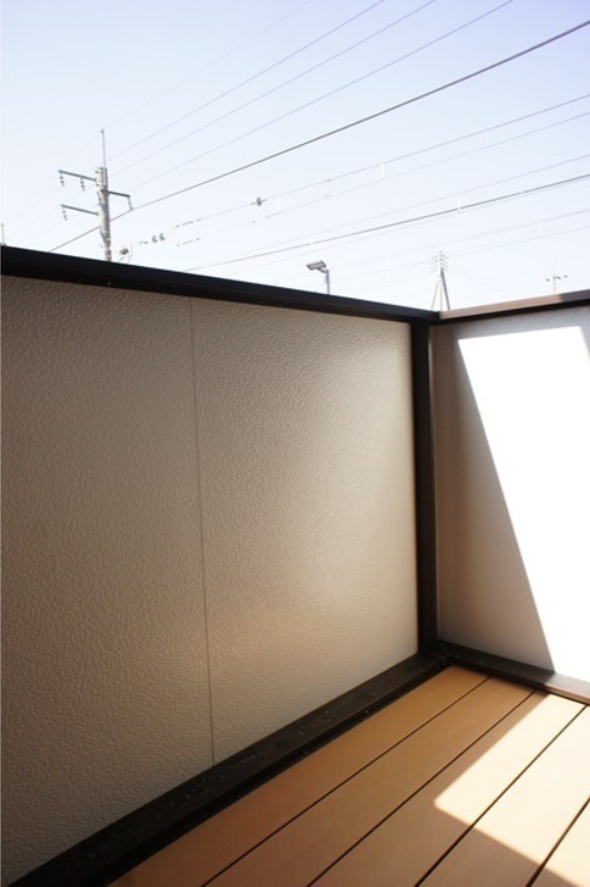 バルコニー　図面と現状に相違がある場合には現状を優先