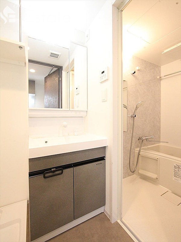 洗面設備　洗面所