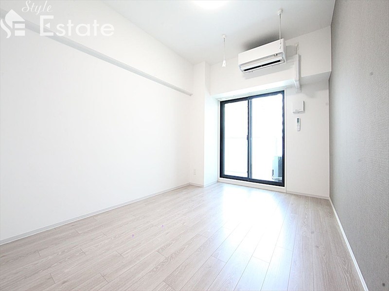 居室・リビング　内装