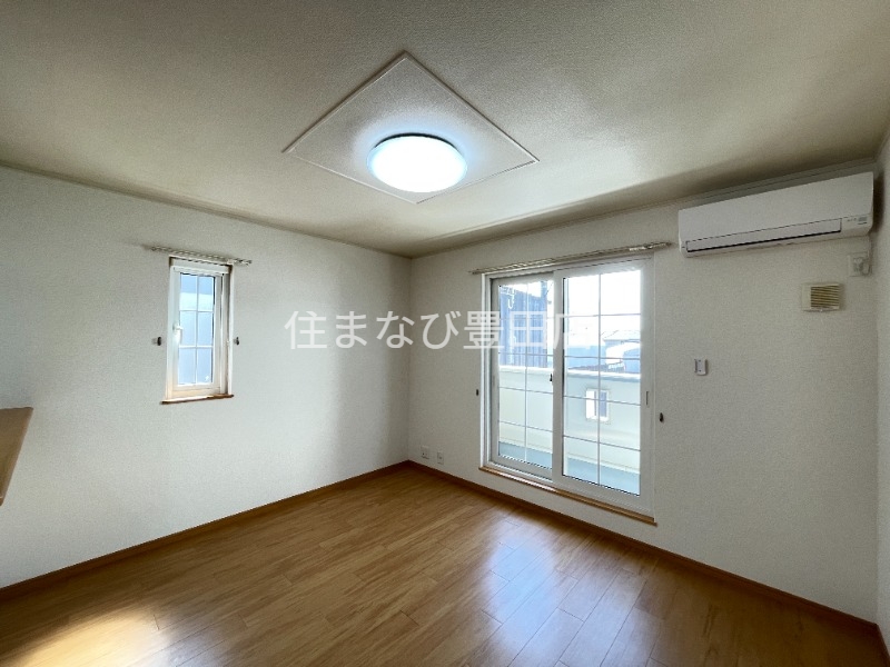 居室・リビング　同型タイプ