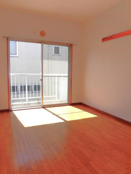 居室・リビング　洋室約６．２帖