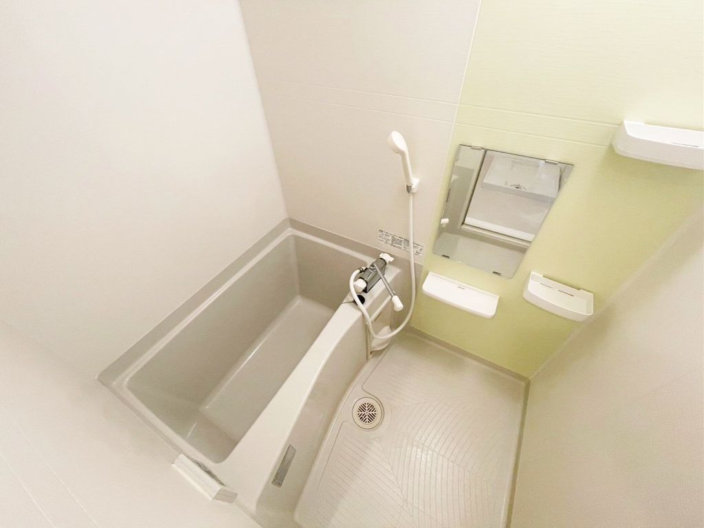 バス・シャワールーム　バス