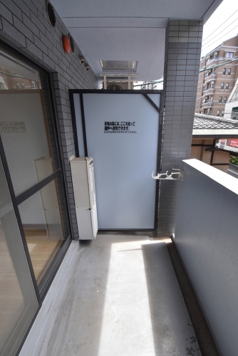 バルコニー　※同じ間取りの別部屋参考写真です。