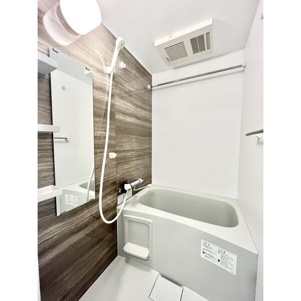 バス・シャワールーム　お風呂です