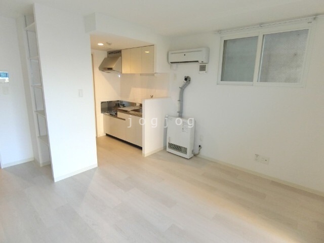 居室・リビング　同号室タイプ写真