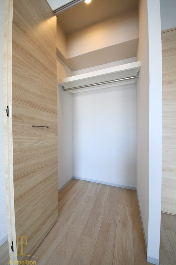 収納　レジュールアッシュ京橋