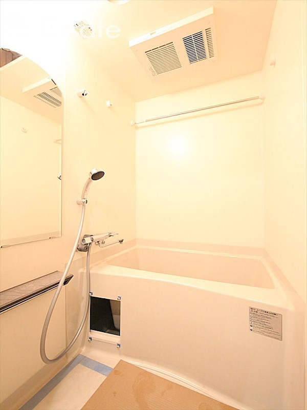 バス・シャワールーム　バスルーム