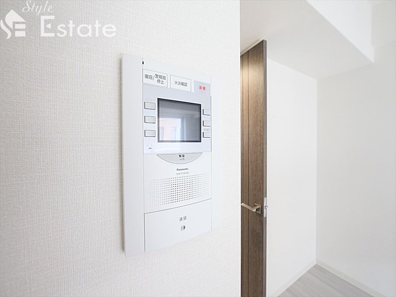 セキュリティ　モニター付きインターホン