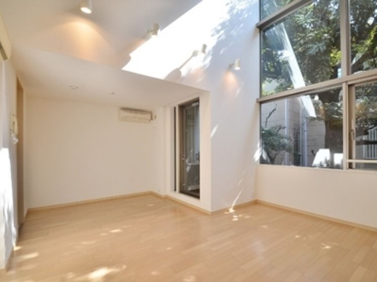 居室・リビング　※別部屋参照