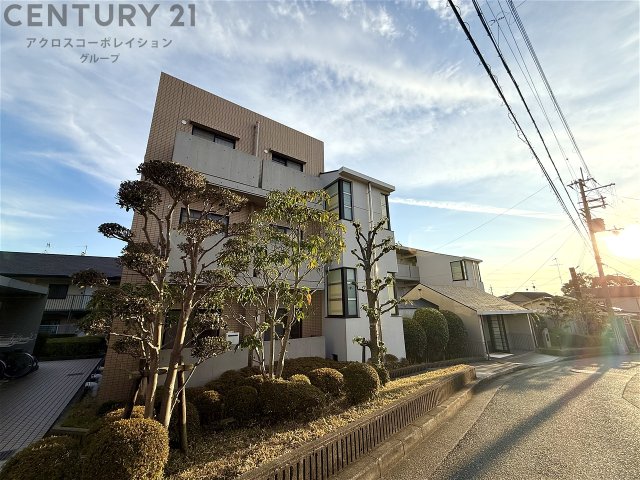 建物外観　駅徒歩６分！