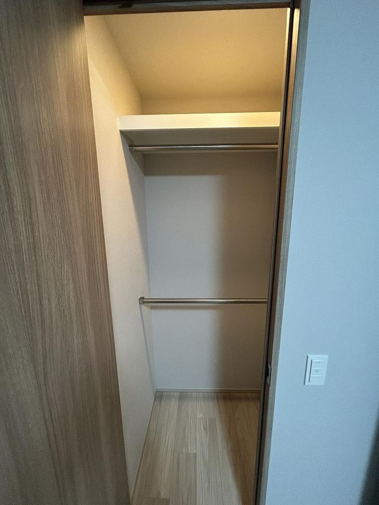 収納　ウォークインクローゼット（洋室約5.0帖）