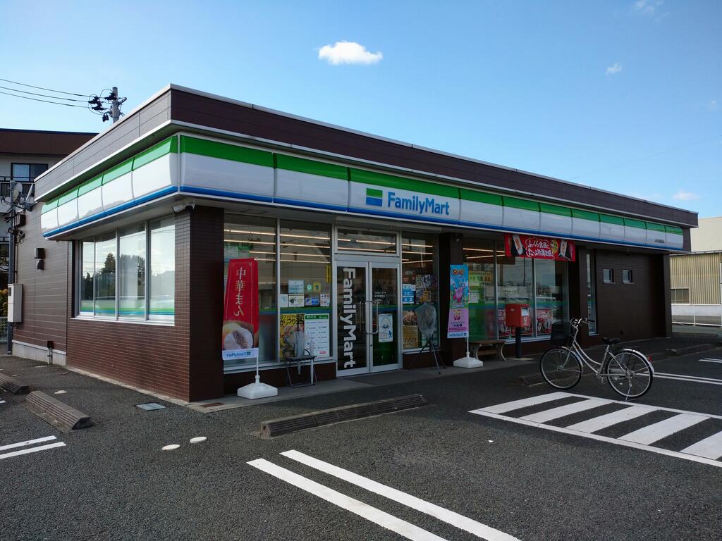 コンビニ　ファミリーマート水沢秋葉町店（コンビニ）まで280m