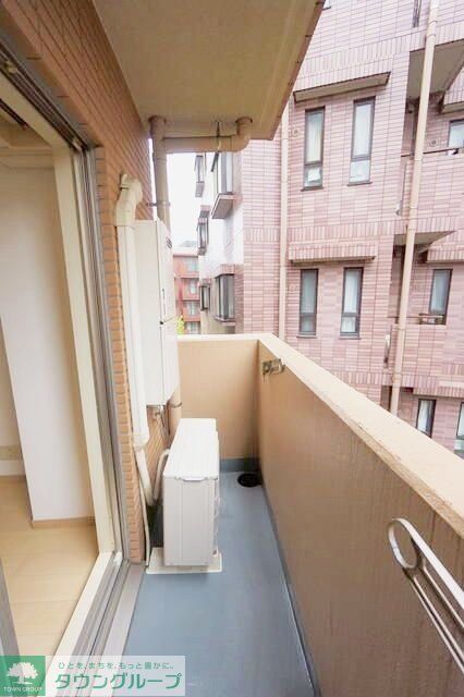 バルコニー　お問合せは(株)タウンハウジング東京へ