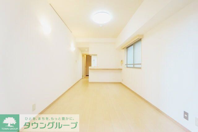 居室・リビング　お問合せは(株)タウンハウジング東京へ