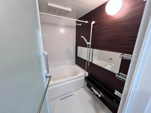 バス・シャワールーム　同タイプの他のお部屋