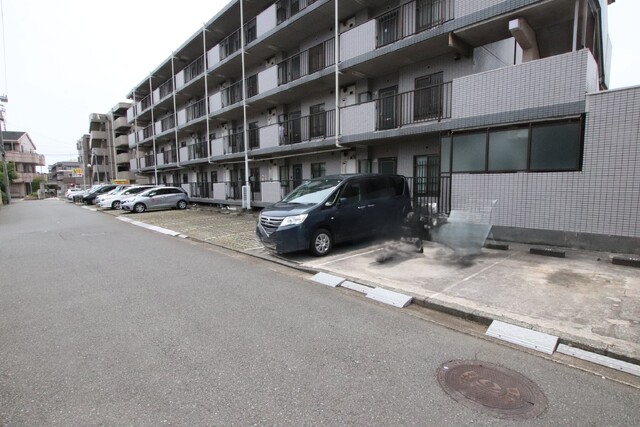 駐車場　駐車場（空き要確認）